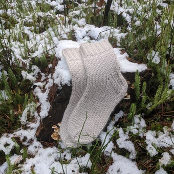 Chiengora (Collie) socks in different sizes /handknitted dog hair socks/ dog + sheep wool socks/ therapeutic socks/ rustic socks/itchy socks