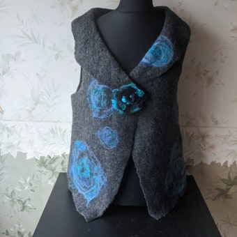 Women Felted vest with brooch/ Grey Wool vest with flowers/ One of a kind vest/ Handmade vest/ Size M women vest/ Wearable art