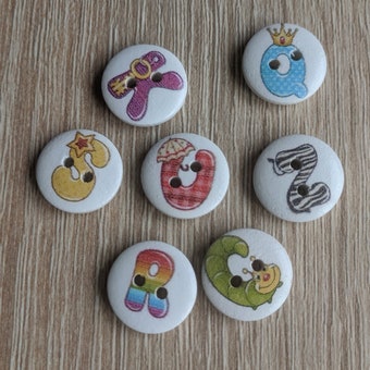 Set of 10 pieces Alphabet letter buttons/ Wooden buttons x 10/ Letter button/ Cute letter button/ Child buttons/ Gift for girl/ Gift for boy